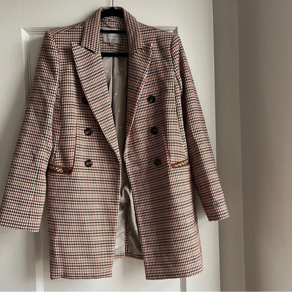 SOIA & KYO Fabriana Blazer - Picture 5 of 10
